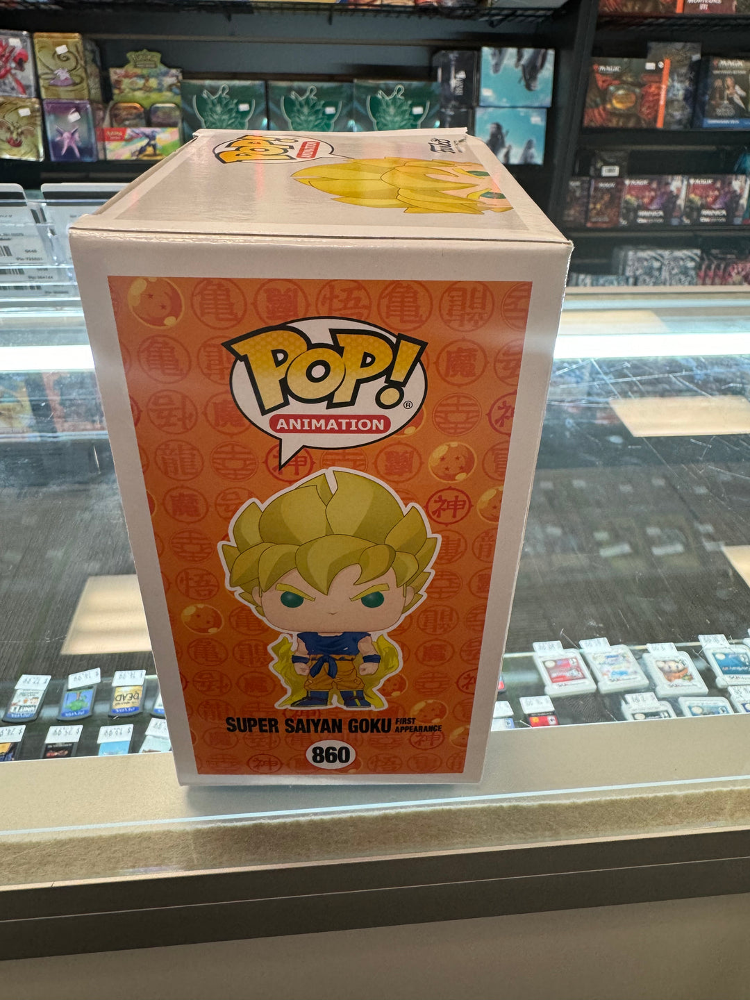 Funko Pop! Vinyl: Dragon Ball - Super Saiyan Goku (First Appearance) #860 mh61724