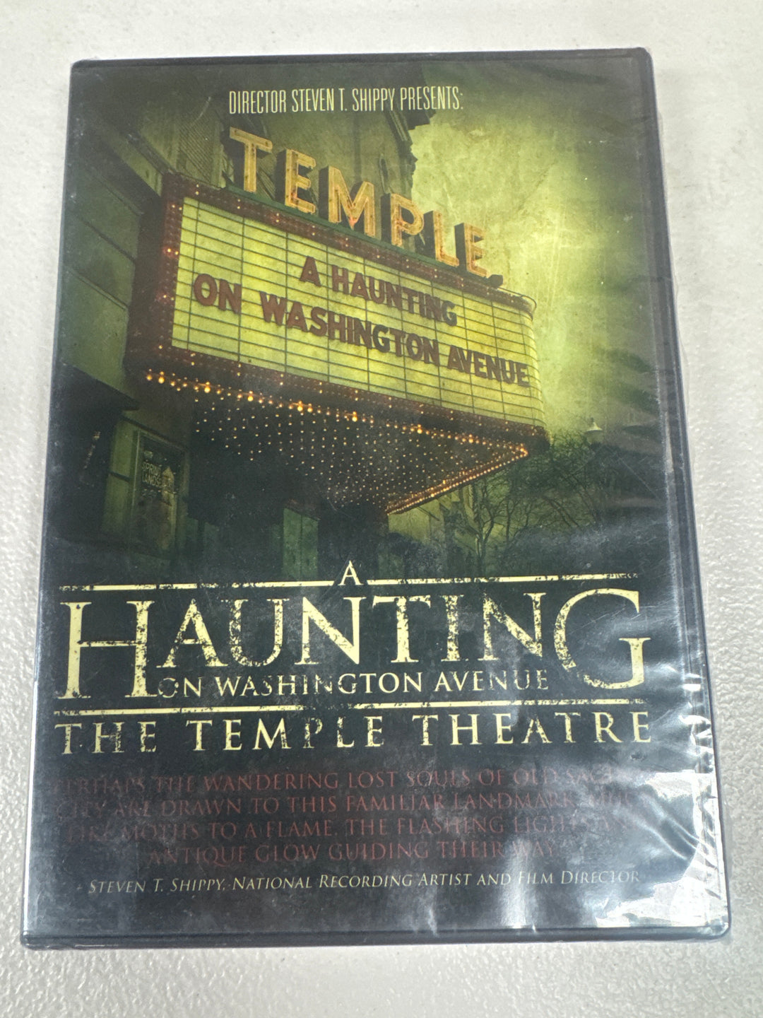 A Haunting on Washington Avenue: The Temple Theatre - DVD  PM101526