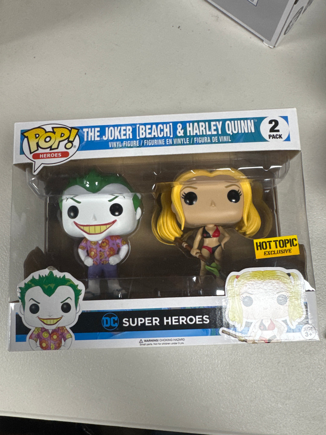 Funko Pop! The Joker (Beach) and Harley Quinn 2 Pack Hot Topic DC Super Heroes FP92926