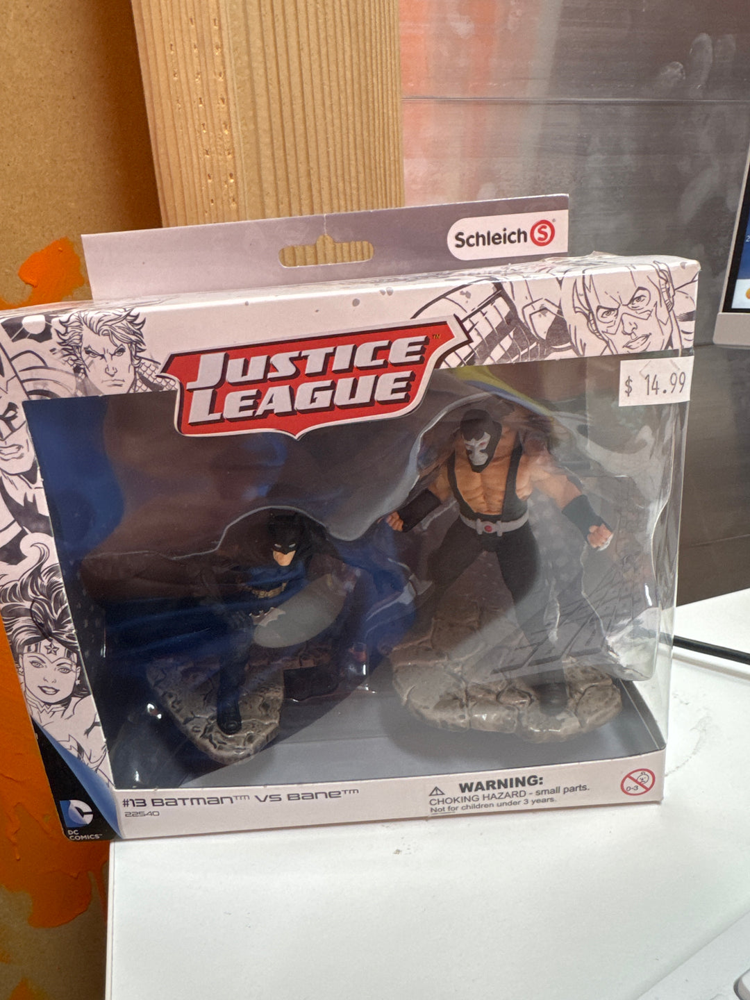 Justice League - Batman vs Bane Figurines - Hand Painted MD42126