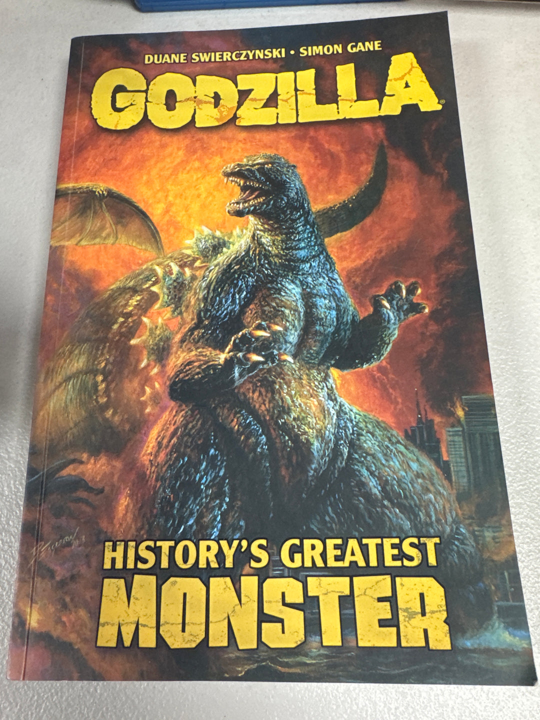 Godzilla: History's Greatest Monster - Graphic Novel - UG102626