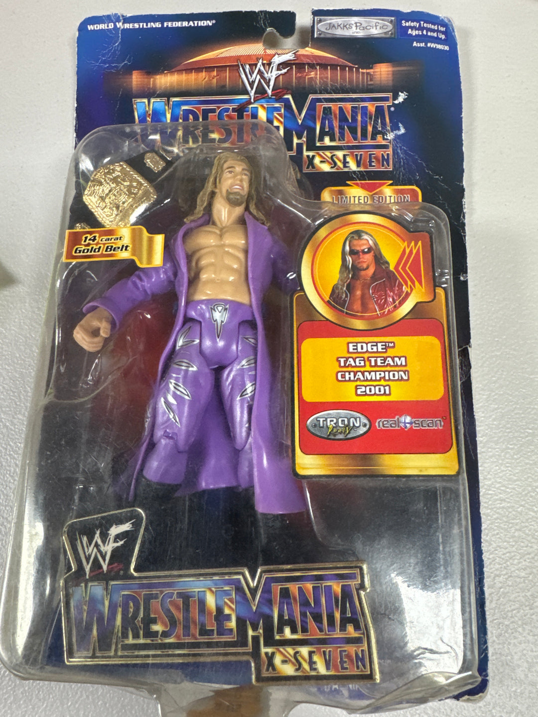 2001 WWF WWE Jakks Edge Adam Copeland Wrestlemania 18 (Beat Up Box) UT61926