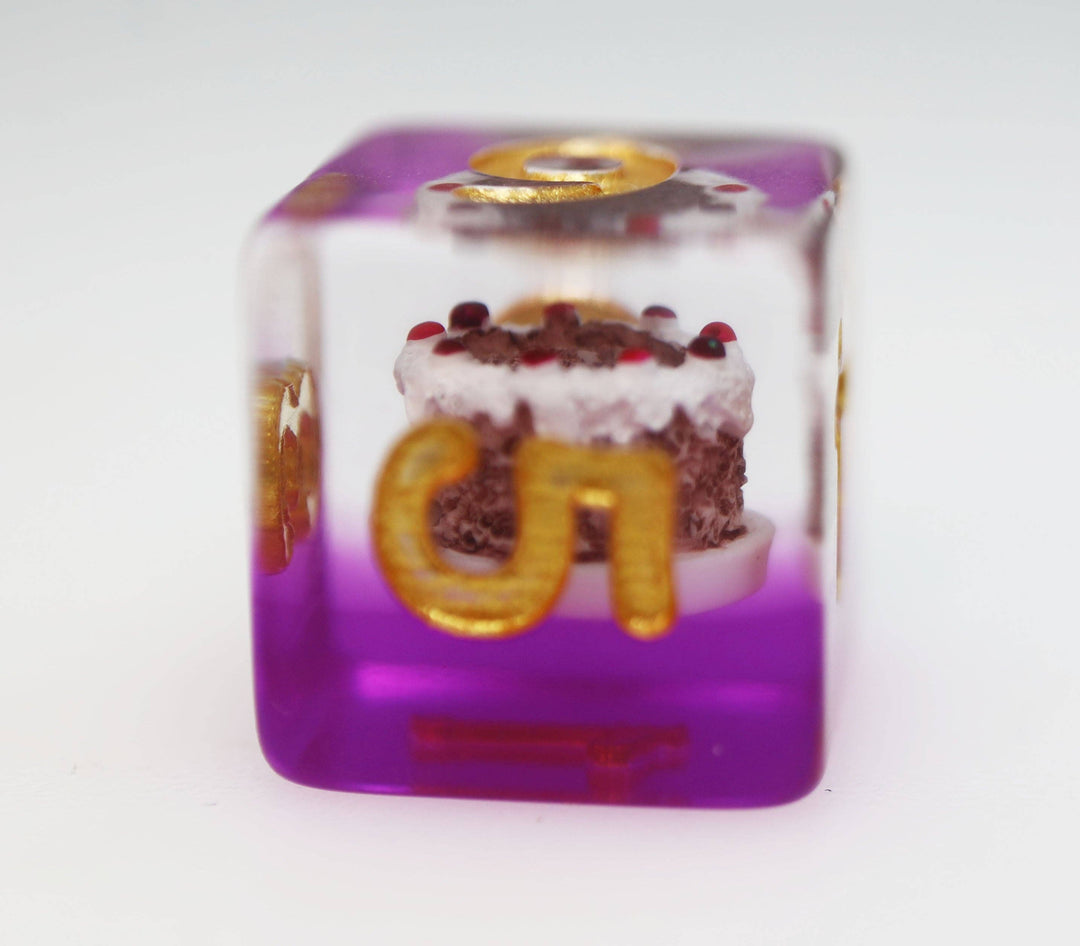 Pastry Pets: Chocolate Cake Piggy - Pin & RPG Dice Set - NE043026