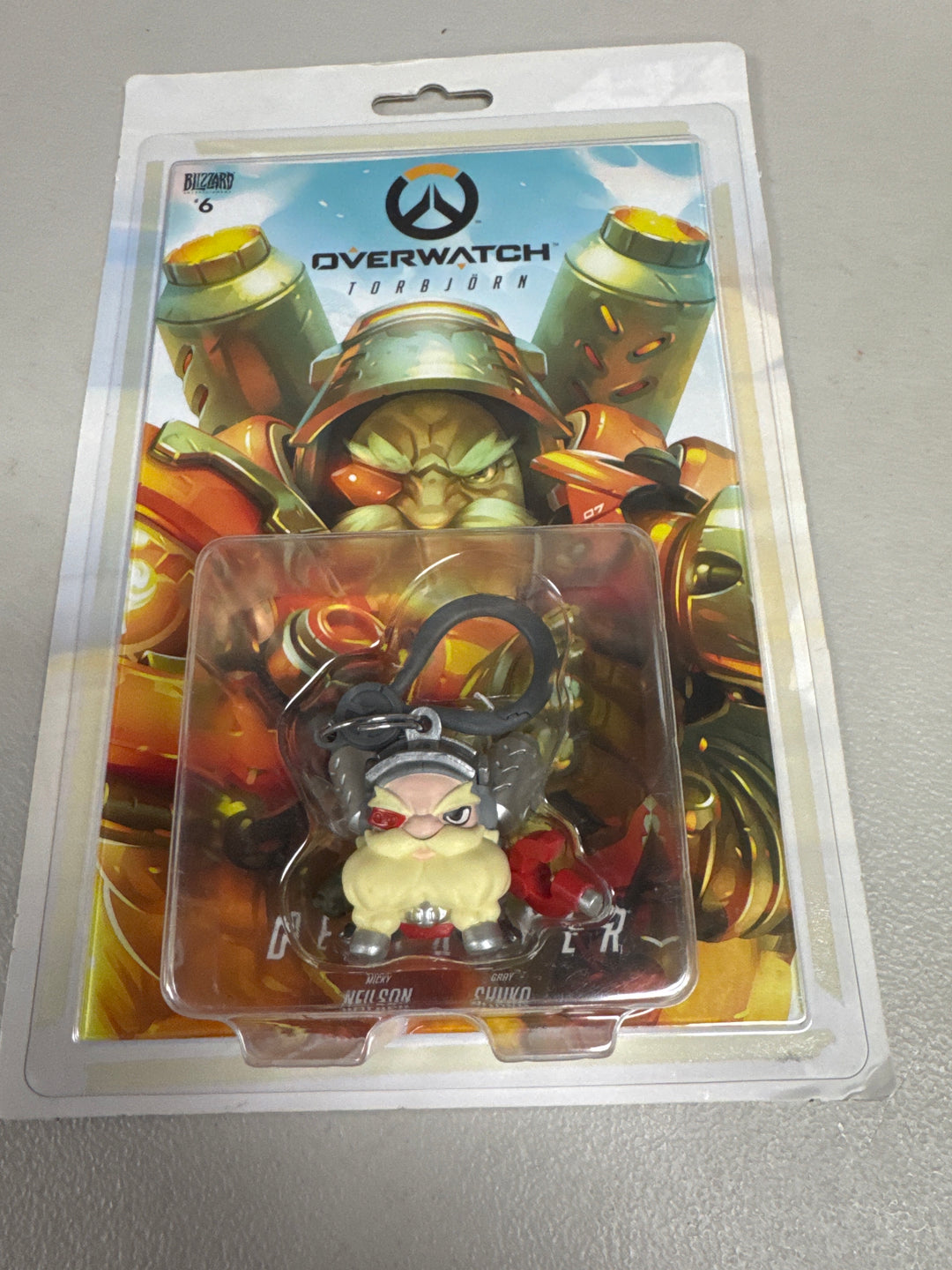 Overwatch Torbjorn Mini Action Figure & Destroyer Comic Book #6 NT82526