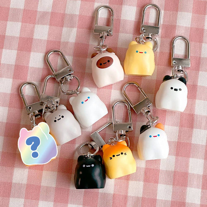 Kawaii Bread Cat Keychain – Mystery Blind Box NE33126