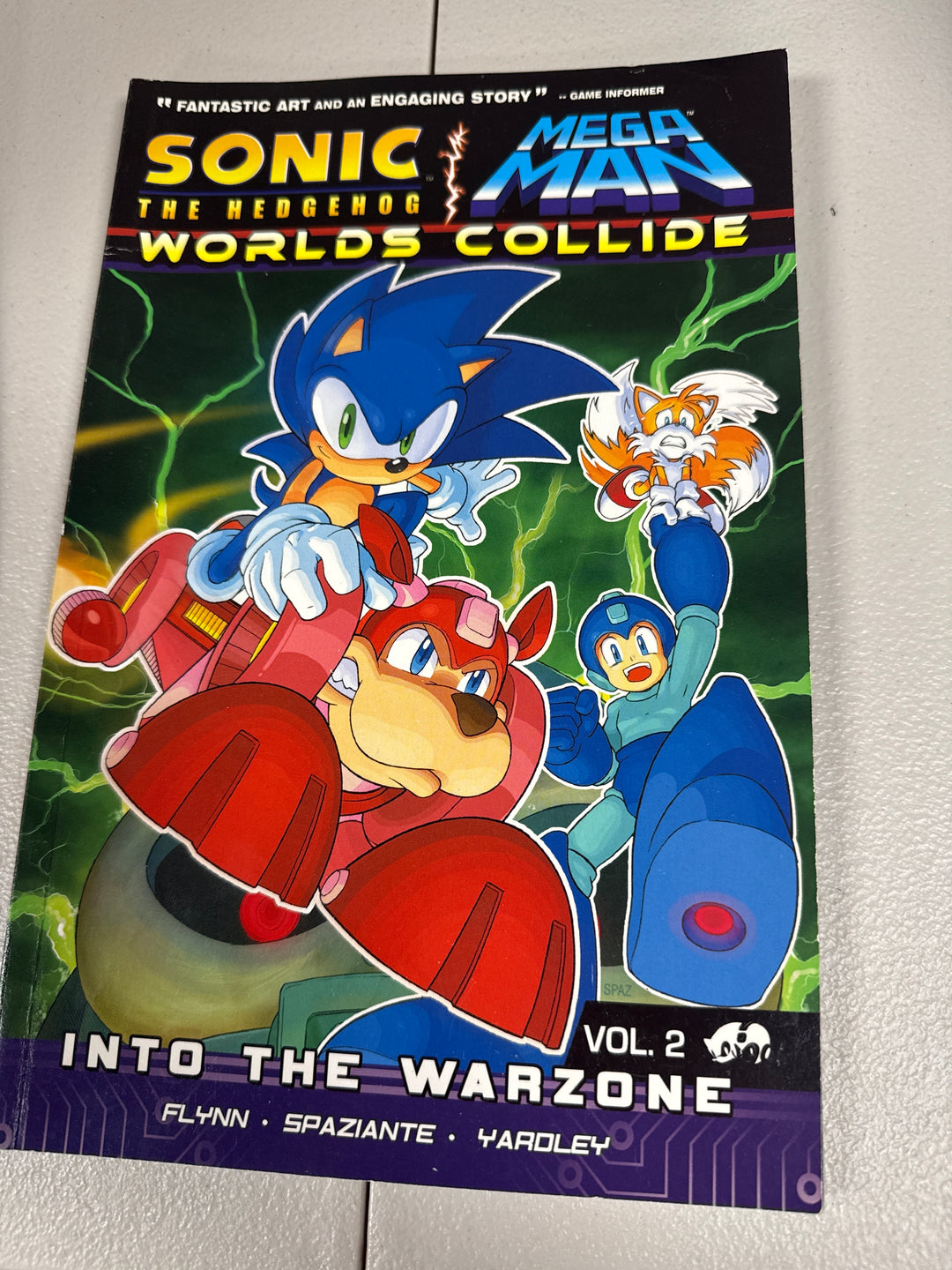 Sonic the Hedgehog Mega Man Worlds Collide Vol 2 Into the Warzone -Archie Comics UG62326