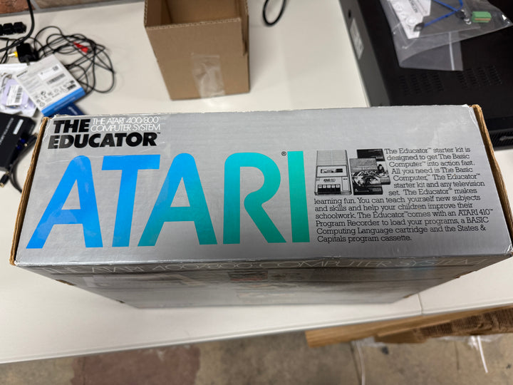 Atari 400/800 Computer System (The Educator) in Original Box) Untested