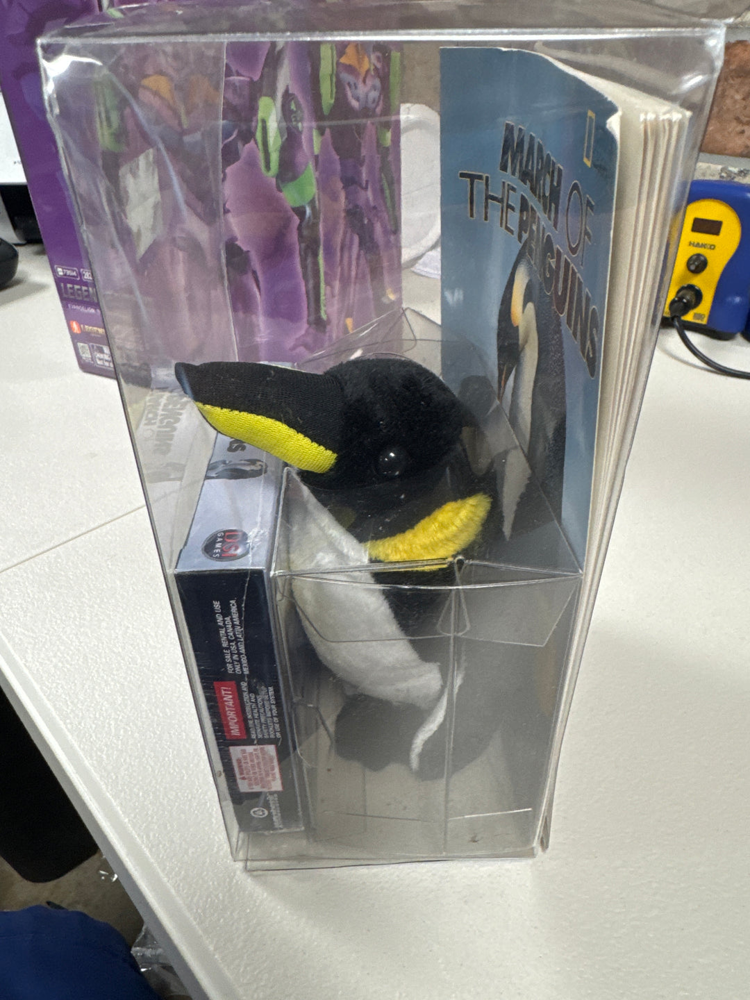 Toys R US March of the Penguins Nintendo Game Boy Advance Plush Gift Pack GBA NT61926