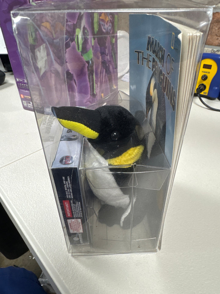 Toys R US March of the Penguins Nintendo Game Boy Advance Plush Gift Pack GBA NT61926