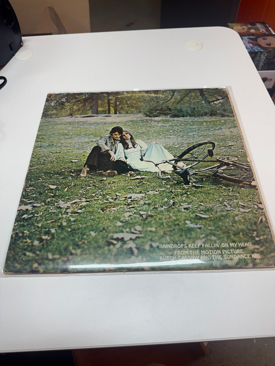 B.J. Thomas - Raindrops Keep Falling on My Head (NM Condition) Vinyl Record   VR32026