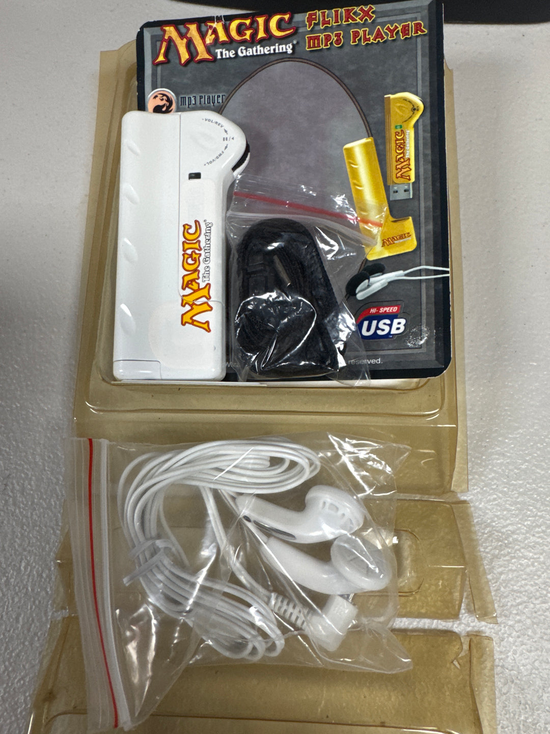 Magic The Gathering MTG FLIKX MP3 Player (Untested) UA62626