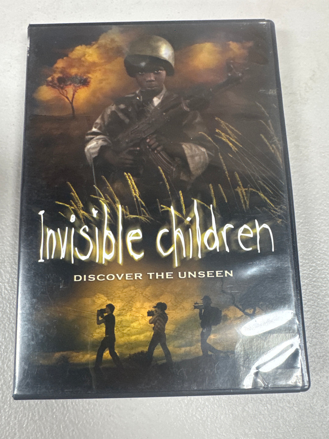 Invisible Children - DVD  PM101526