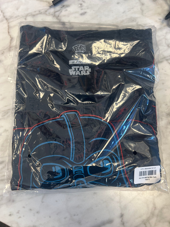 Star Wars Darth Vader Smuggler's Bounty Funko T-Shirt Size XL Extra Large   N101724