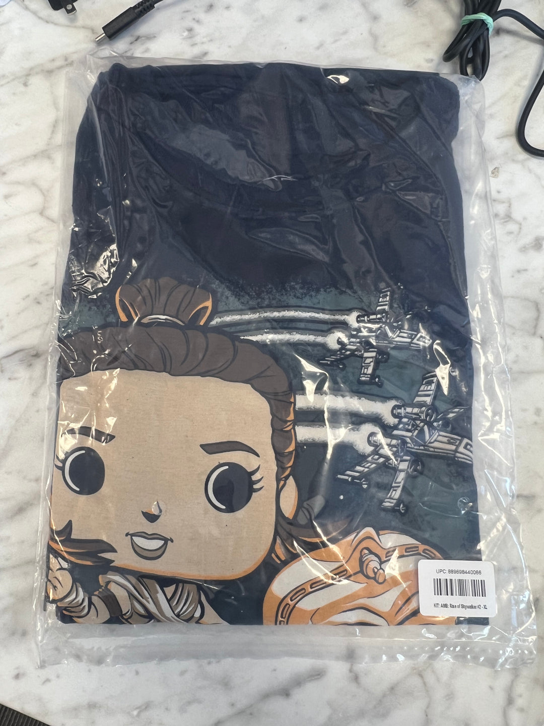 Star Wars Rey Rise of Skywalker Smuggler's Bounty Funko T-Shirt Size XL Extra Large   N101724