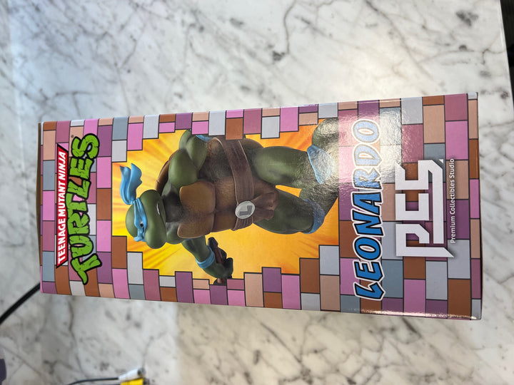 Teenage Mutant Ninja Turtles Leonardo 1:8 Scale Statue PCS Collectibles UT52325