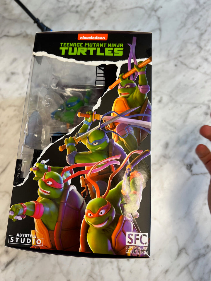 Abystyle Studio SFC Teenage Mutant Ninja Turtles Leonardo 7.7" Figure New NT52325