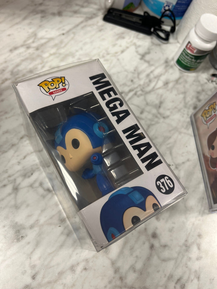 Pop! Games Megaman: Megaman Jumping #376 Vinyl Figure Funko