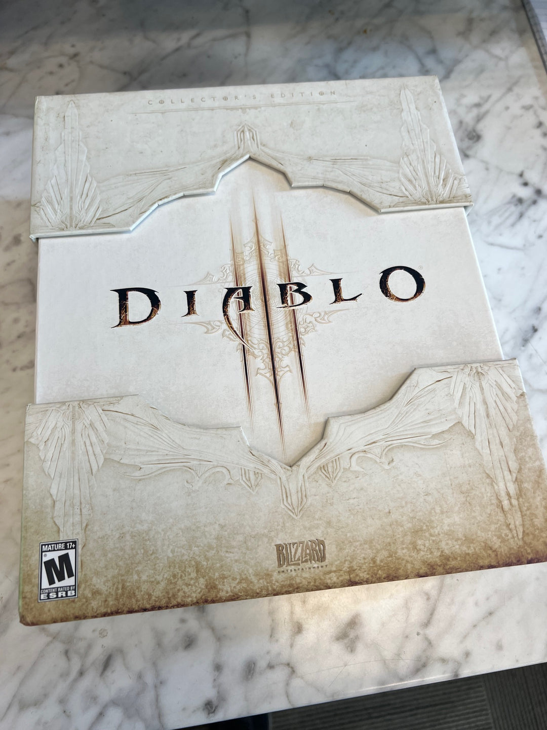 Diablo 3 III Collector's Edition PC Mac Box Set Complete w Skull USB PU81325