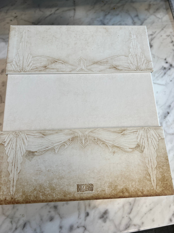 Diablo 3 III Collector's Edition PC Mac Box Set Complete w Skull USB PU81325