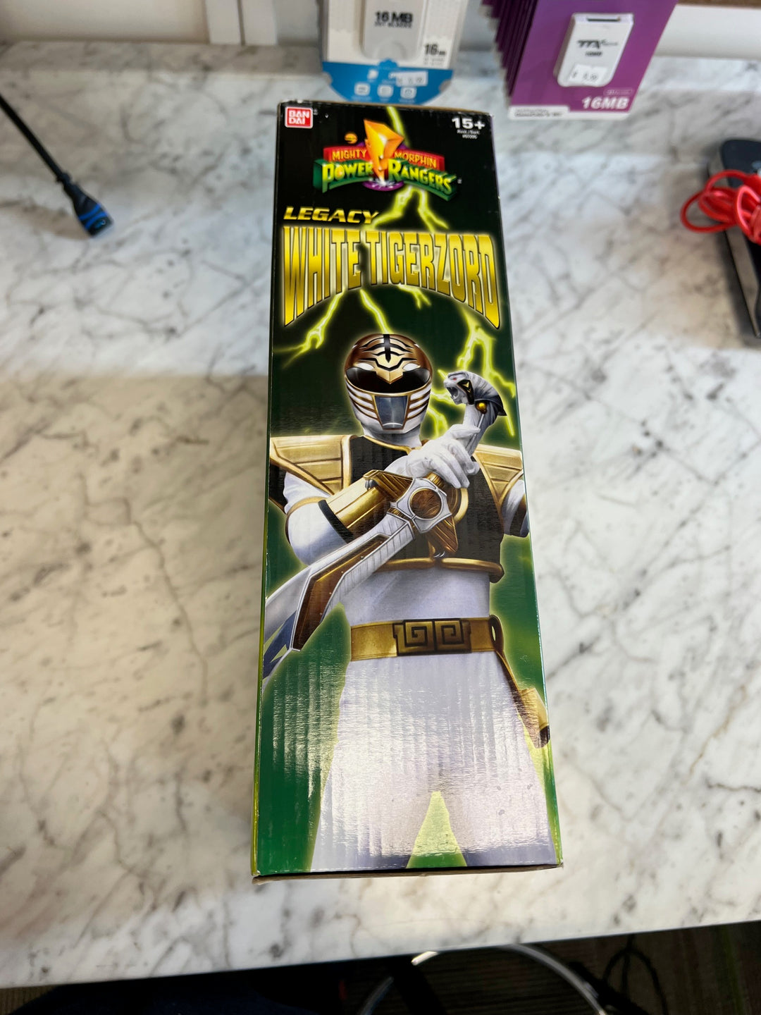 Bandai Mighty Morphin Power Rangers Legacy White Tigerzord UT52325