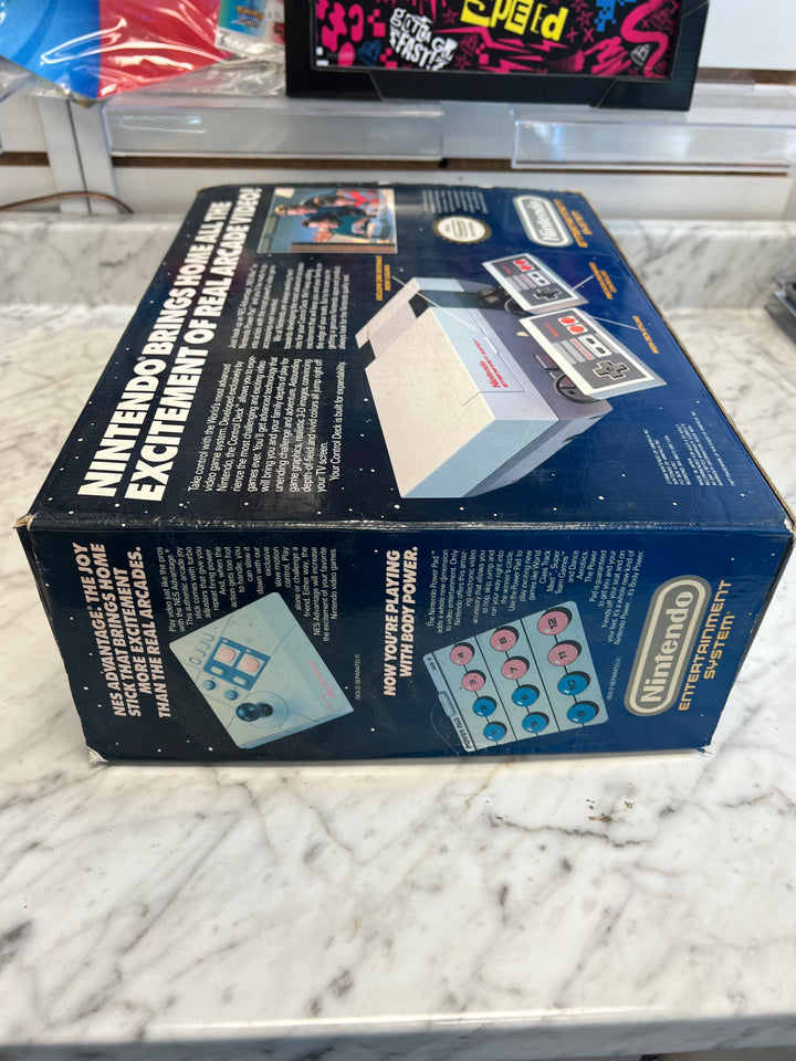 Nintendo Entertainment System NES Console in Box FOR PARTS NOT WORKING