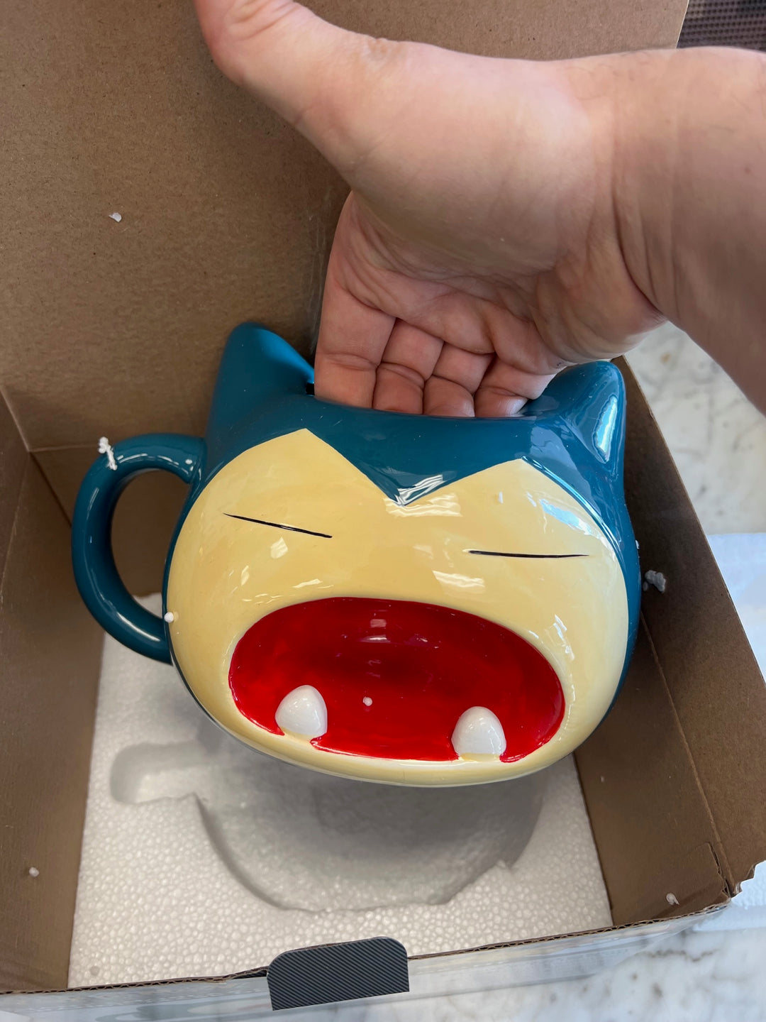 Pokemon Giant Snorlax Mug Open Box  UT81425