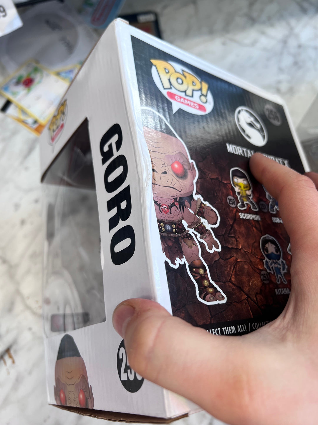 Funko Pop! Games Goro #256 Mortal Kombat X Gamestop Limited Damaged box UP111525