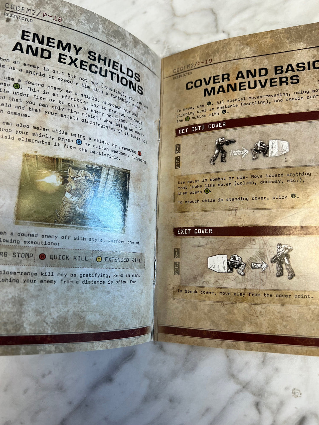 Gears of War 2 Xbox 360 Manual ONLY  MO81525