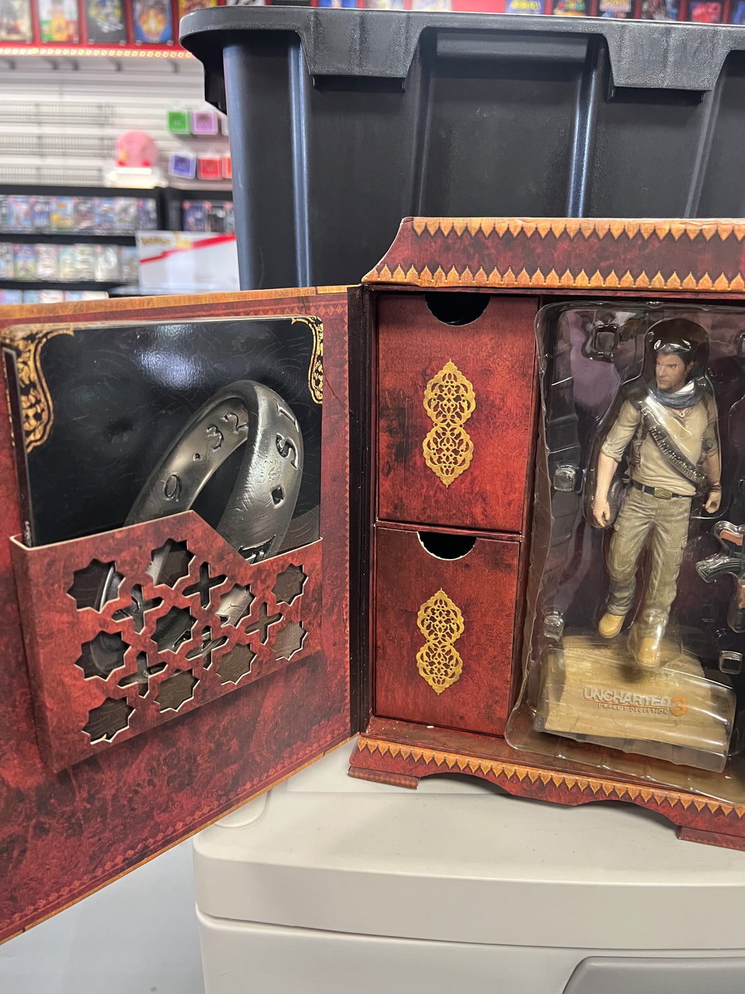 Uncharted 3 Collector's Edition (No game disc!) UA42926