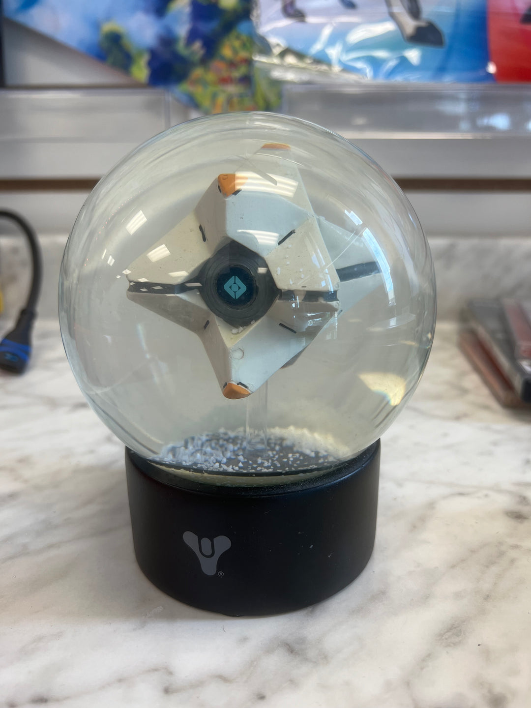 Destiny Ghost Collectors Edition snow globe Very hard to find RARE 927 of 5000 DU81124