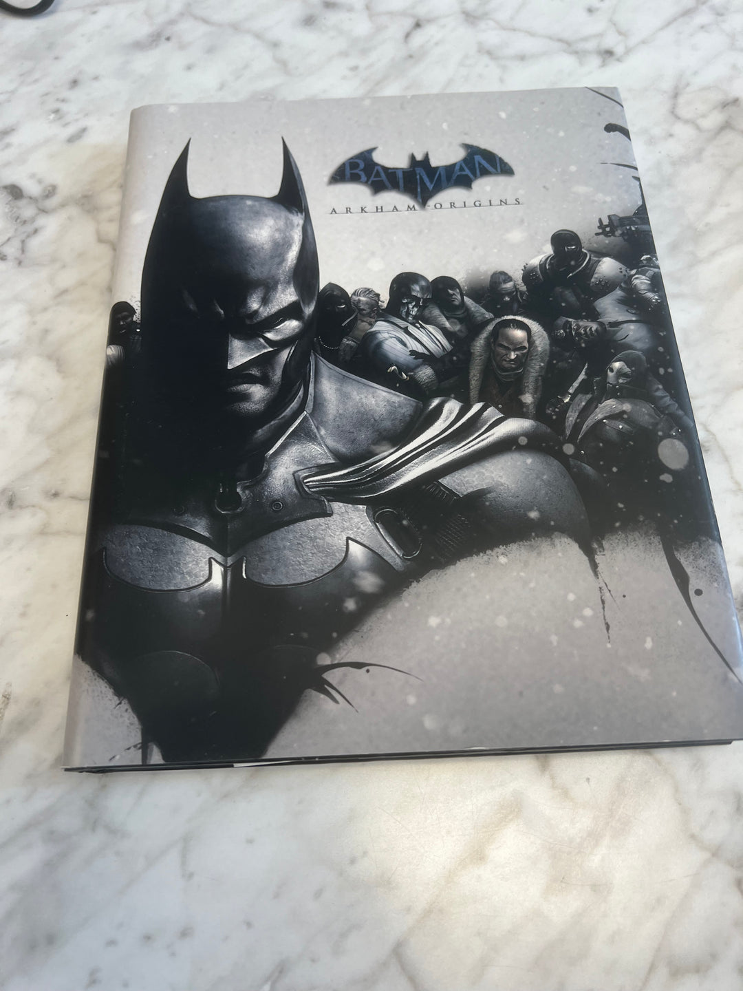 Batman: Arkham Origins Signature Series Strategy Guide by BradyGames DGU81224