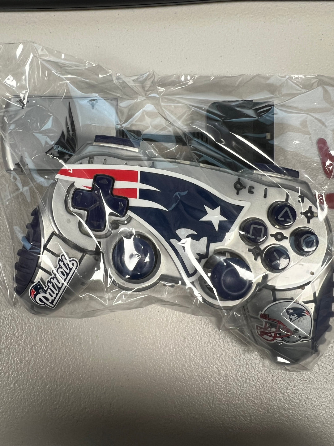 MadCatz Brand New England Patriots PS2 Wireless Controller UA5826
