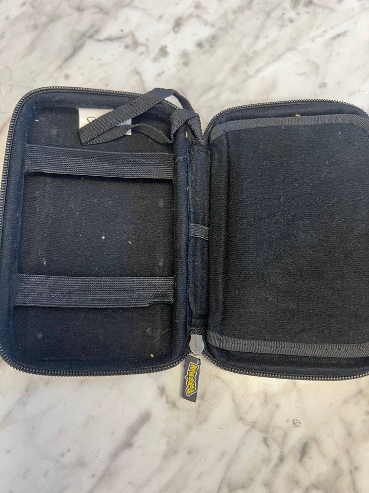 Pokemon Pikachu Nintendo 3DS Carry Case (worn) UA81825