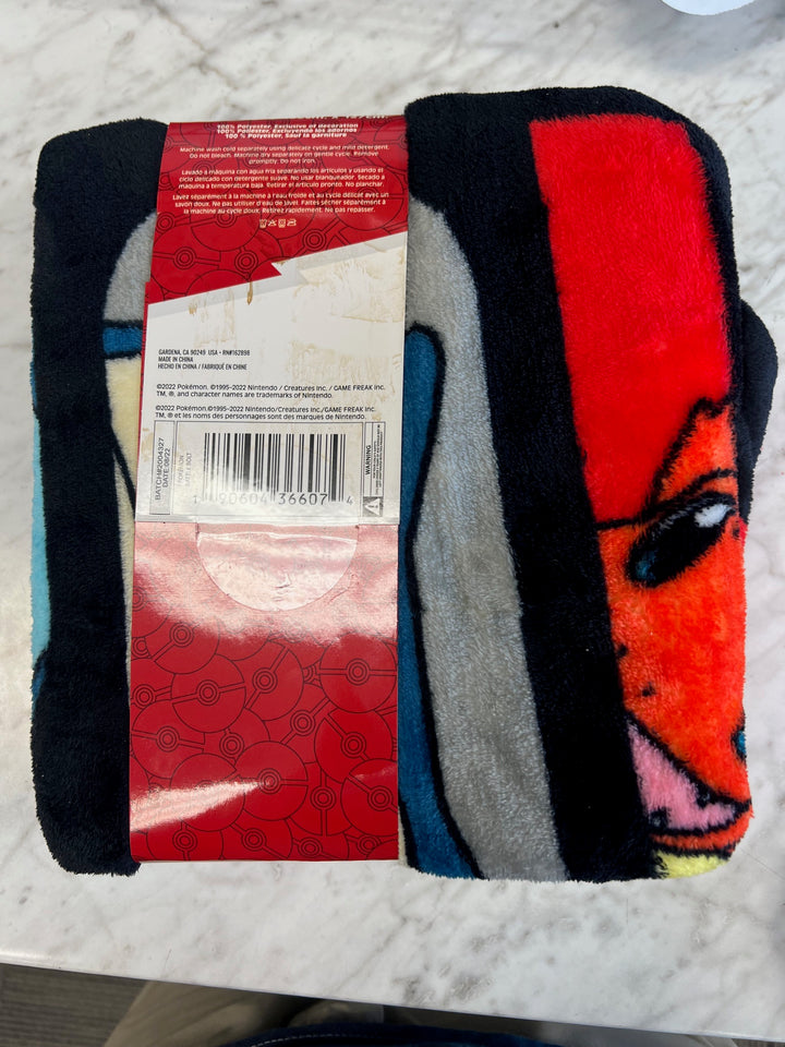 Official Pokemon Battle Bolt Silky Soft Cuddly Throw 40inx50in PL81825