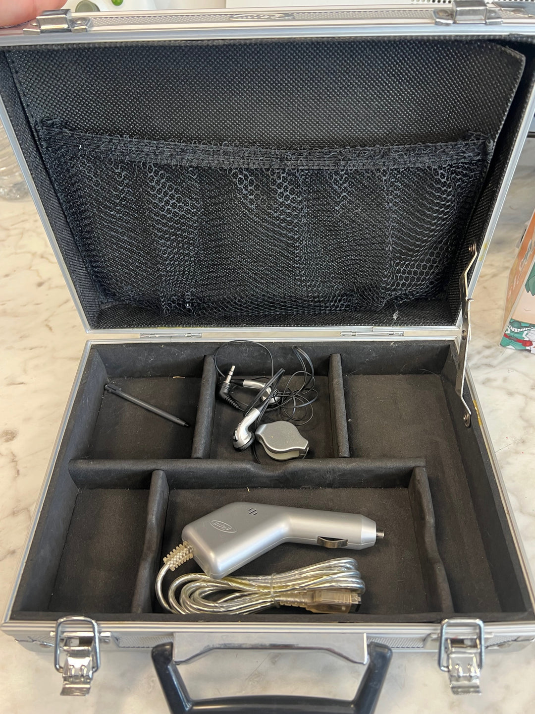 Intec Hard Case Case Briefcase Style for Nintendo Game Boy Advance GBA U81825