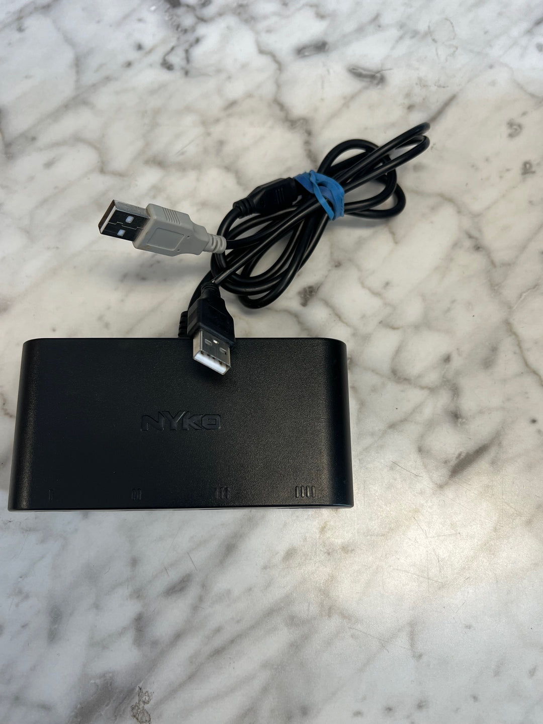 Nyko Retro Controller Hub 87266-D78 For Gamecube controllers U81825