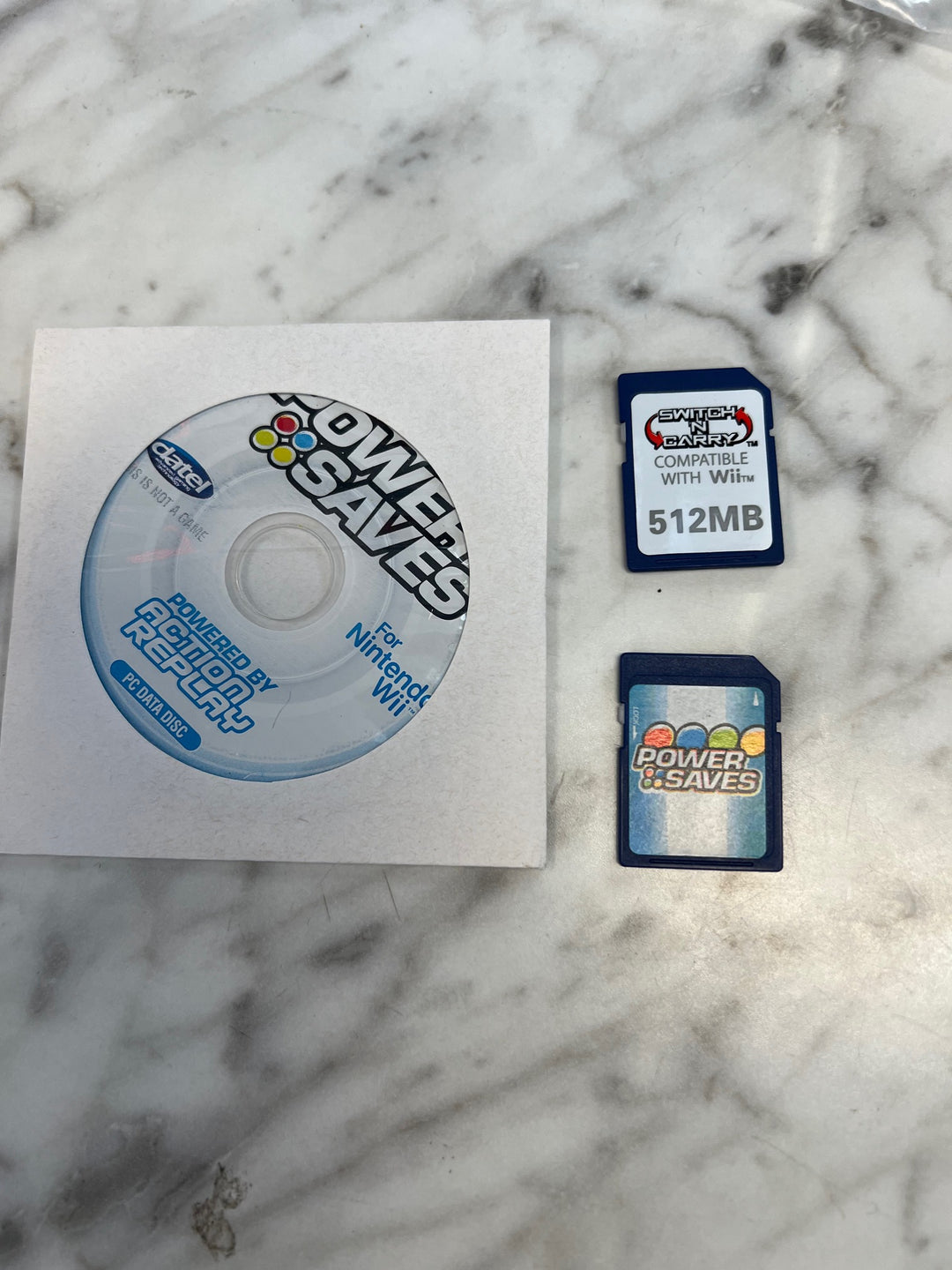 Datel Power Saves For Nintendo WIi 512MB SD Card and Disc UNTESTED U81825