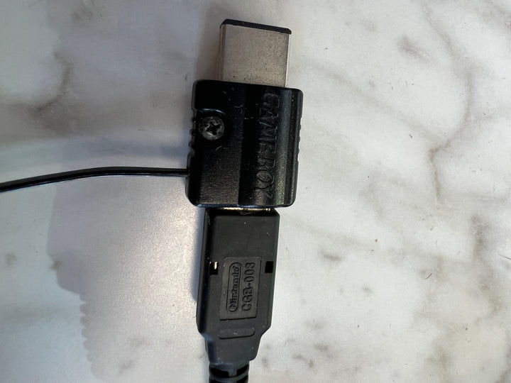 Game Boy Color to Original Universal Game Link Adaptor (DMG-14) U81825