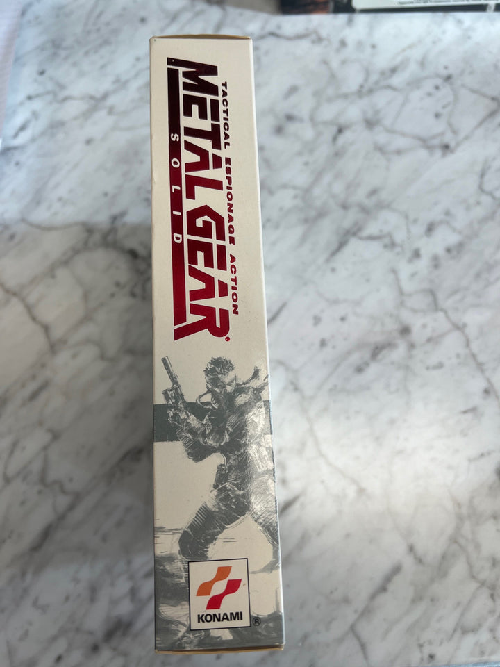 Metal Gear Solid (PC, 2000) Tactical Espionage Action Big Box and Manual used