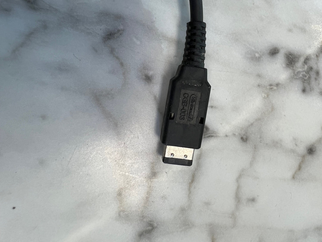 Game Boy Color to Original Universal Game Link Adaptor (DMG-14) U81825