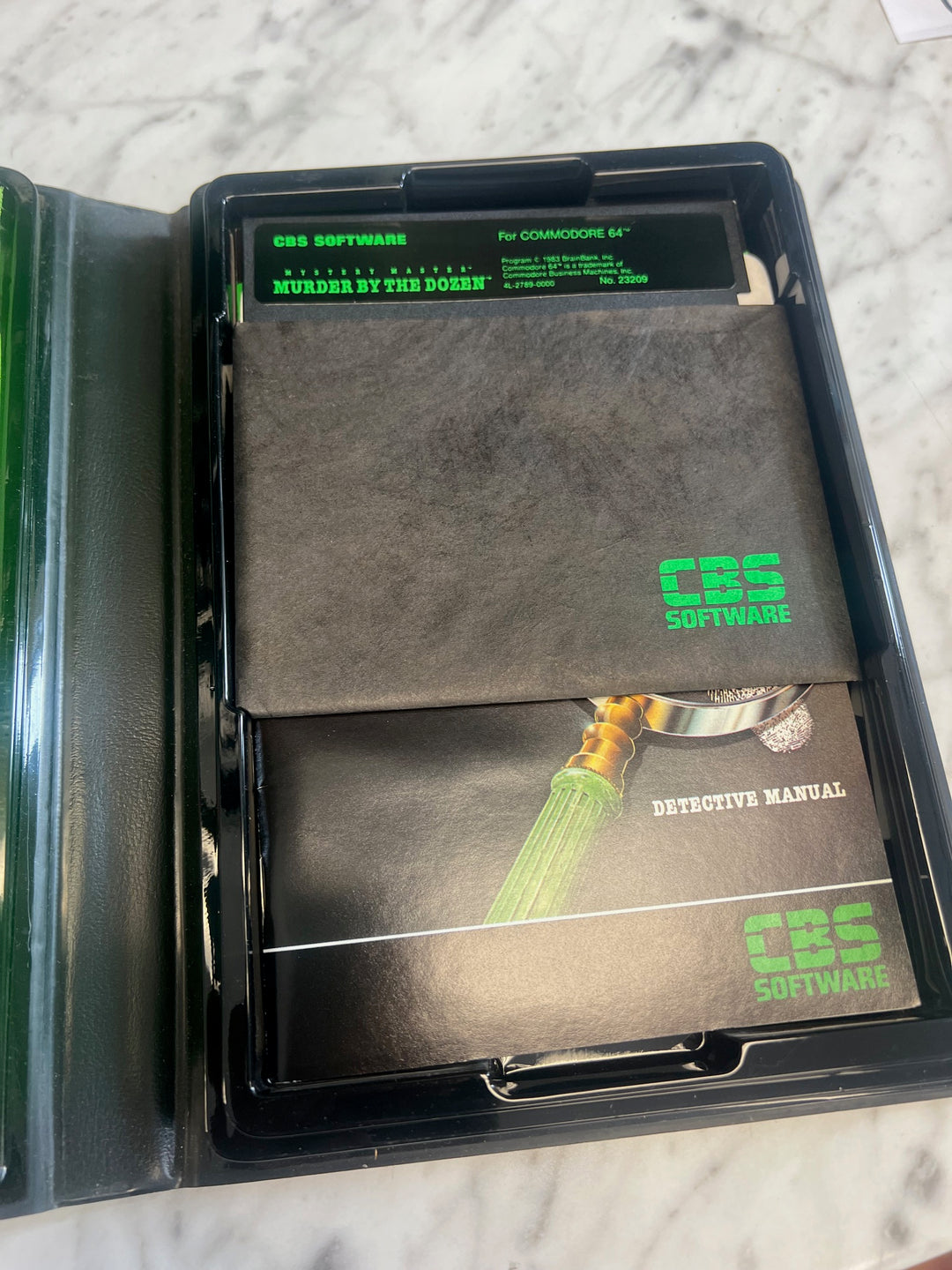Mystery Master Murder by the Dozen for Commodore 64 Floppy Disk UP81925