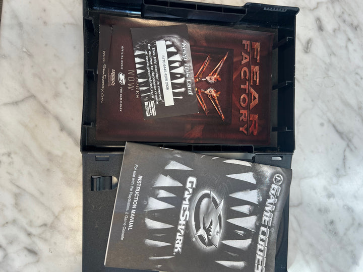 Gameshark V. 5.3 / Gameshark 2 /Manual / Case PS2 Playstation 2 U81825