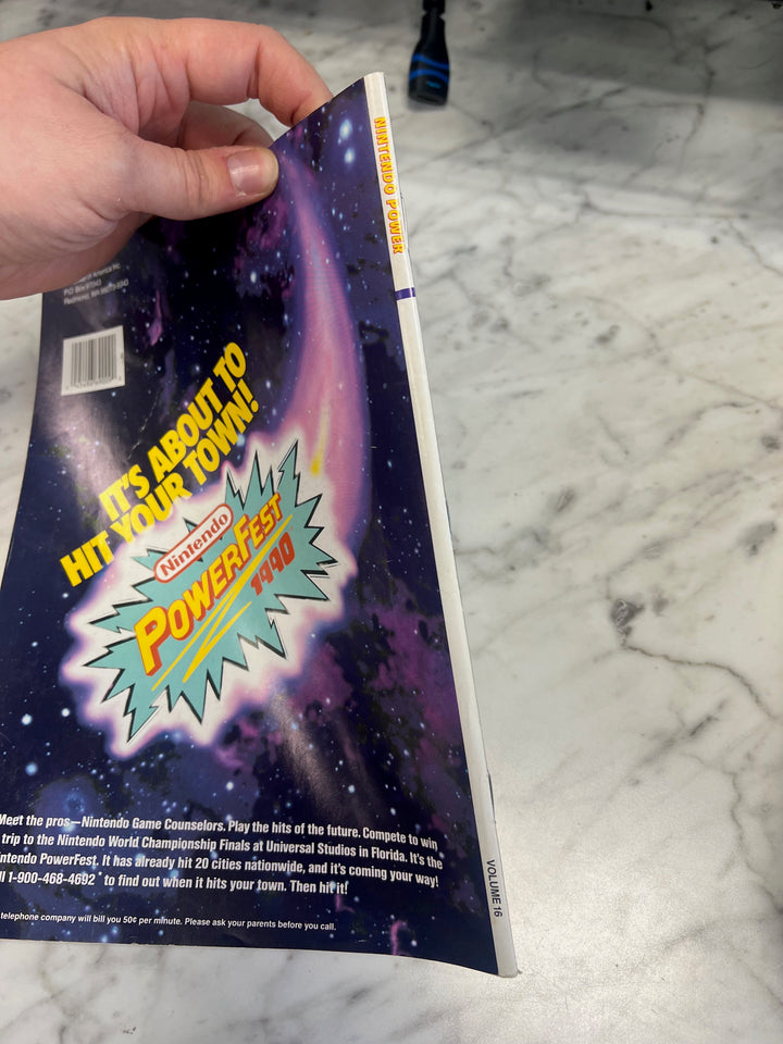 Nintendo Power Volume 16 Maniac Mansion w/ Poster  NP82025