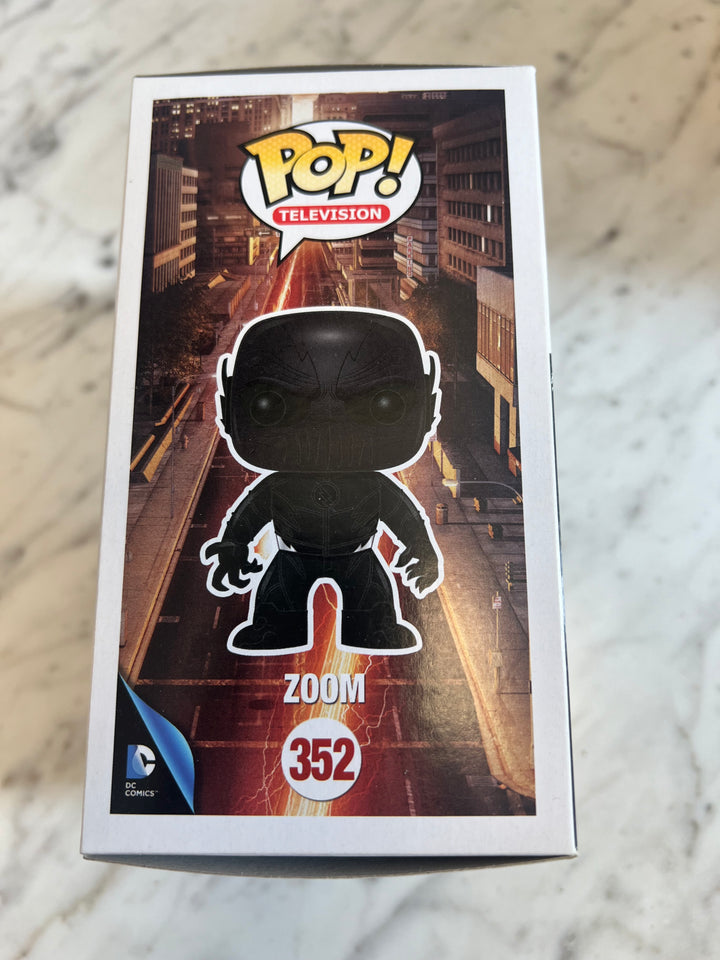 Funko POP! Television The Flash #352 Zoom Vinyl Figure     FN81324