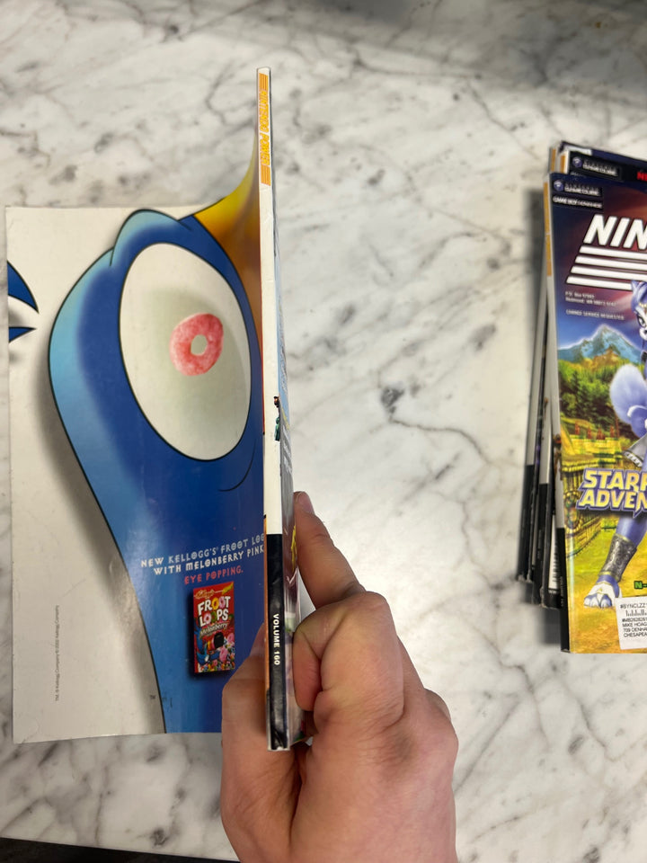 Nintendo Power Volume 160 Super Mario Sunshine Has a loose page NO POSTER NP82025