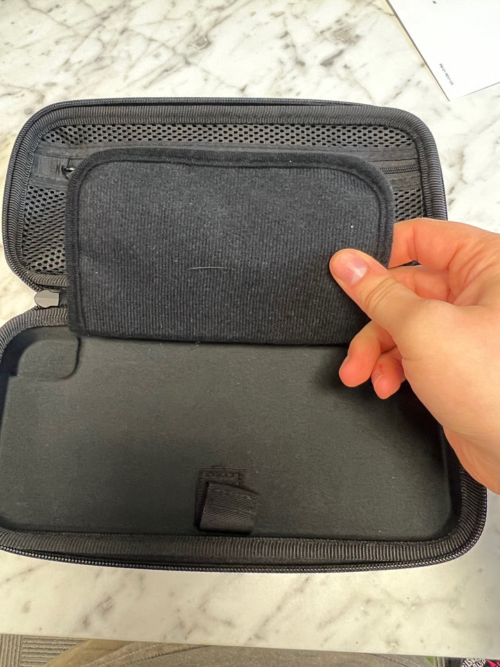 "Onn" Brand Nintendo Switch Soft Carry Case Black C82025