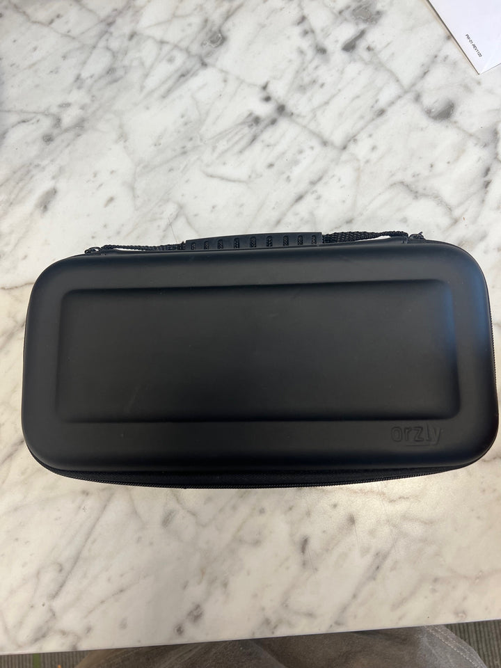 "Orzly" Nintendo Switch Soft Carry Case Black   C82025