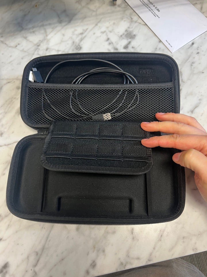 "Orzly" Nintendo Switch Soft Carry Case Black   C82025