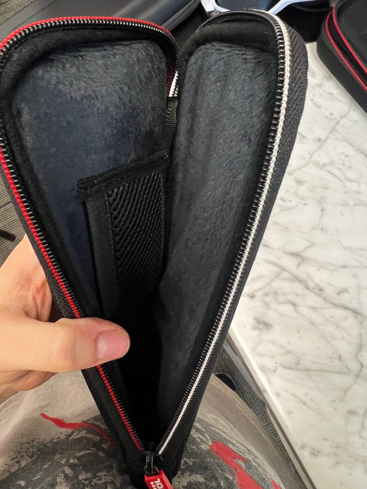 Official Nintendo Switch Soft Carry Case Black   C82025