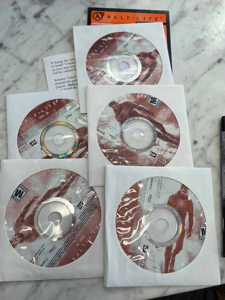 Half-Life 2 PC CD-Rom  PC12425